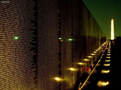 vietnam_veterans_memorial_night-large-content